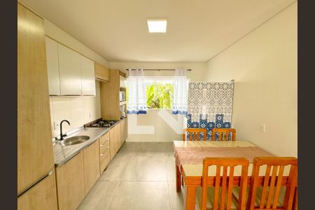 Apartamento para alugar com 70m², 2 quartos e 1 vagaCozinha