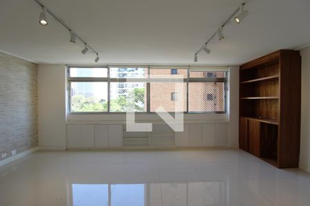 Sala de apartamento para alugar com 3 quartos, 142m² em Vila Nova Conceição, São Paulo