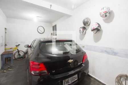 Casa à venda com 230m², 2 quartos e 1 vaga Casa à venda com 230m², 2 quartos e 1 vagaGaragem