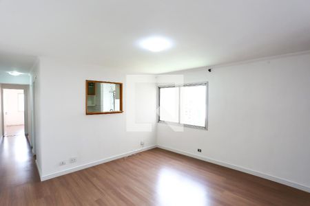 Sala de apartamento para alugar com 3 quartos, 68m² em Vila Suzana, São Paulo