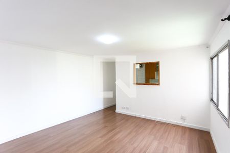 Sala de apartamento para alugar com 3 quartos, 68m² em Vila Suzana, São Paulo