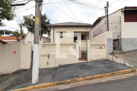 Casa à venda com 312m², 3 quartos e sem vagaFachada