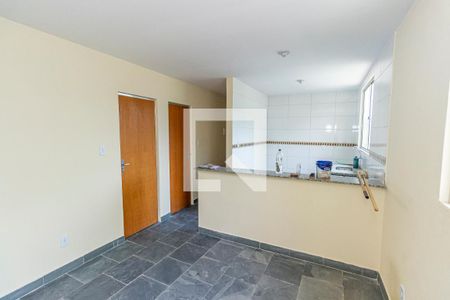 Sala de apartamento para alugar com 2 quartos, 70m² em Penha Circular, Rio de Janeiro