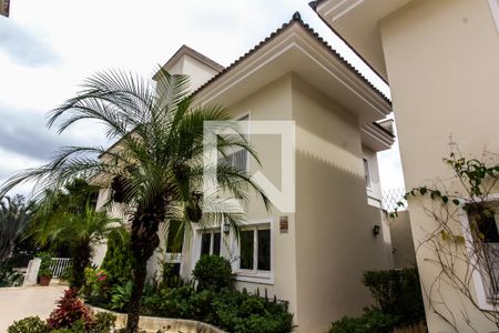 Casa à venda com 360m², 4 quartos e 3 vagasCasa