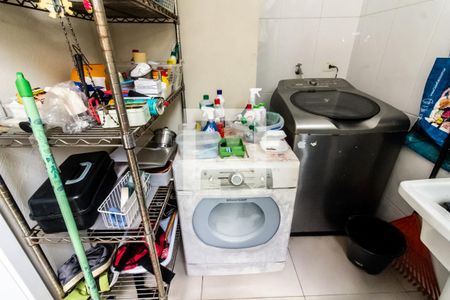 Casa à venda com 360m², 4 quartos e 3 vagasLavanderia