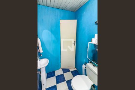 Casa à venda com 600m², 6 quartos e 4 vagas Casa à venda com 600m², 6 quartos e 4 vagasBanheiro Superior