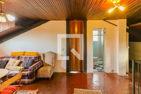 Casa à venda com 600m², 6 quartos e 4 vagas Casa à venda com 600m², 6 quartos e 4 vagasSala Superior