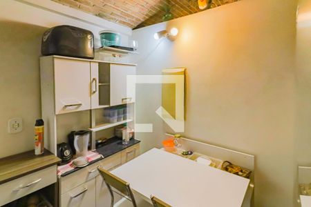 Casa à venda com 600m², 6 quartos e 4 vagas Casa à venda com 600m², 6 quartos e 4 vagasCozinha