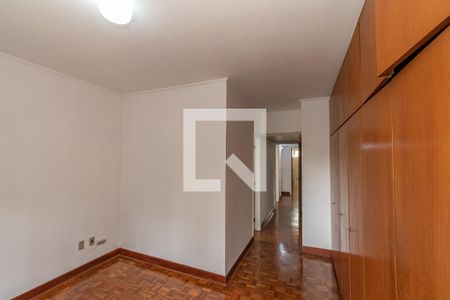 Suite de apartamento para alugar com 3 quartos, 128m² em Centro, Campinas