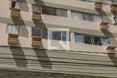 Apartamento para alugar com 128m², 3 quartos e 3 vagas Apartamento para alugar com 128m², 3 quartos e 3 vagasPlaca