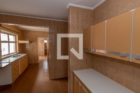 Apartamento para alugar com 128m², 3 quartos e 3 vagas Apartamento para alugar com 128m², 3 quartos e 3 vagasCozinha