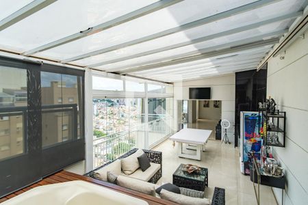 Apartamento à venda com 200m², 3 quartos e 3 vagasTerraço