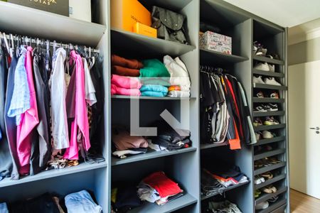 Suíte de apartamento à venda com 3 quartos, 200m² em Vila Carrão, São Paulo