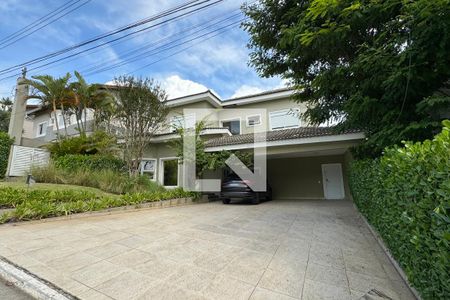 Casa de condomínio à venda com 597m², 4 quartos e 4 vagasFachada