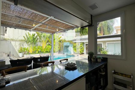Casa de condomínio à venda com 597m², 4 quartos e 4 vagasEspaço Gourmet