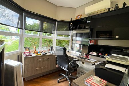 Escritório de casa de condomínio à venda com 4 quartos, 597m² em Alphaville, Santana de Parnaíba