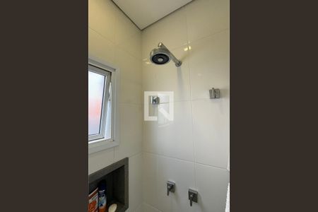 Casa de condomínio à venda com 597m², 4 quartos e 4 vagasBanheiro da Suíte 2