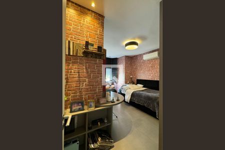 Casa de condomínio à venda com 597m², 4 quartos e 4 vagasQuarto 3