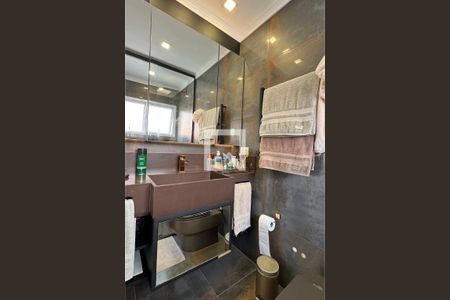 Casa de condomínio à venda com 597m², 4 quartos e 4 vagasBanheiro da Suíte 1