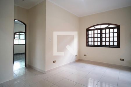 Sala de casa para alugar com 4 quartos, 210m² em Parque Boturussu, São Paulo