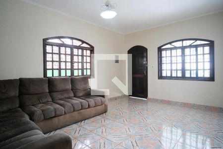Sala de casa para alugar com 4 quartos, 210m² em Parque Boturussu, São Paulo