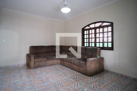 Sala de casa para alugar com 4 quartos, 210m² em Parque Boturussu, São Paulo