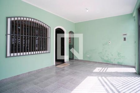 Casa para alugar com 210m², 4 quartos e 1 vaga Casa para alugar com 210m², 4 quartos e 1 vagaÁrea comum