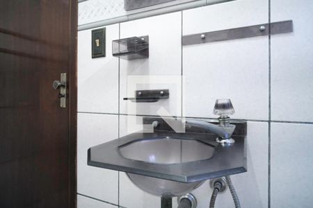 Casa para alugar com 210m², 4 quartos e 1 vaga Casa para alugar com 210m², 4 quartos e 1 vagaBanheiro Quarto