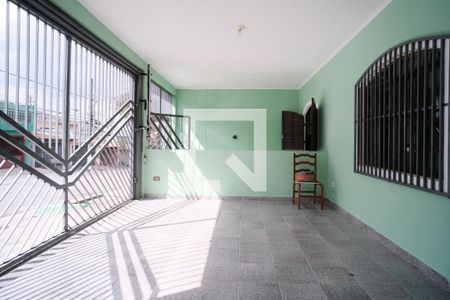 Casa para alugar com 210m², 4 quartos e 1 vaga Casa para alugar com 210m², 4 quartos e 1 vagaÁrea comum