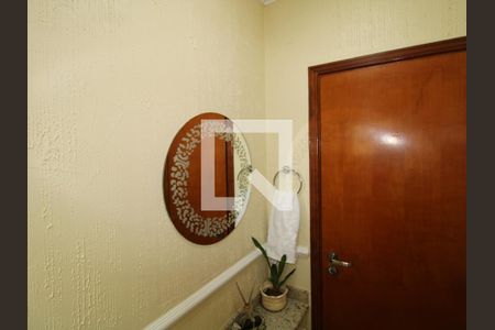 Casa de condomínio à venda com 125m², 3 quartos e 2 vagasLavabo