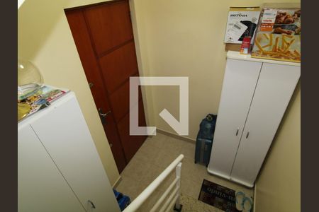 Casa de condomínio à venda com 125m², 3 quartos e 2 vagasDespensa