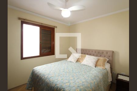 Casa de condomínio à venda com 125m², 3 quartos e 2 vagasSuíte