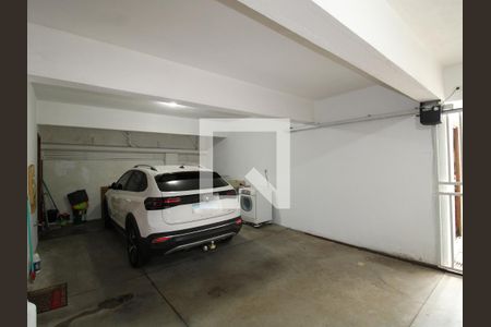 Casa de condomínio à venda com 125m², 3 quartos e 2 vagas Casa de condomínio à venda com 125m², 3 quartos e 2 vagasGaragem