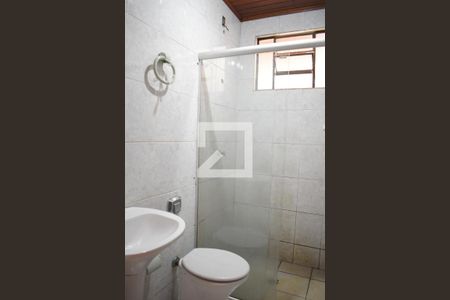 Casa para alugar com 95m², 2 quartos e 2 vagasBanheiro