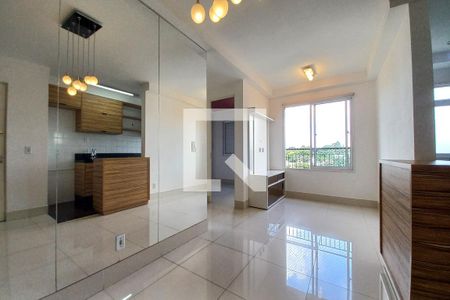 Sala de apartamento à venda com 2 quartos, 47m² em Vila Satúrnia, Campinas