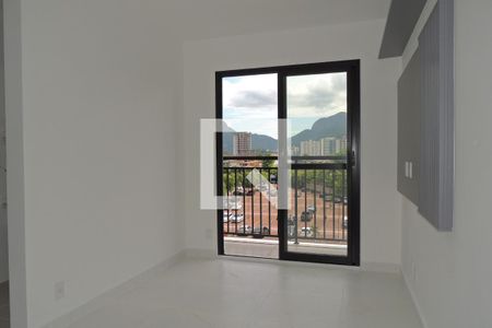 Sala de apartamento para alugar com 1 quarto, 35m² em Jacarepaguá, Rio de Janeiro