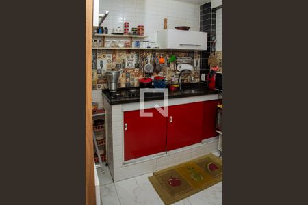 Casa de condomínio à venda com 350m², 3 quartos e 1 vagaCozinha - Armários