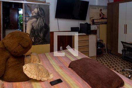 Casa de condomínio à venda com 350m², 3 quartos e 1 vagaQuarto 1  Suite - Armários