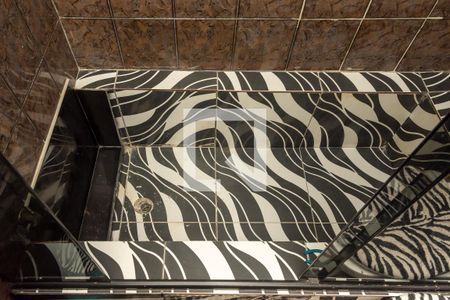 Casa de condomínio à venda com 350m², 3 quartos e 1 vagaBanheiro da Suite