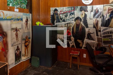 Casa de condomínio à venda com 350m², 3 quartos e 1 vagaQuarto 2 - Armários