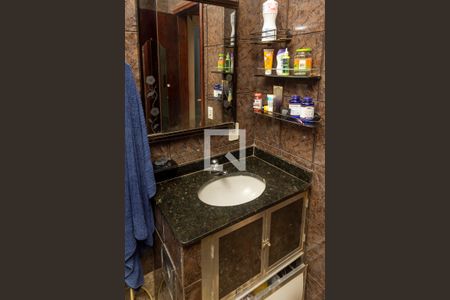 Casa de condomínio à venda com 350m², 3 quartos e 1 vagaBanheiro da Suite