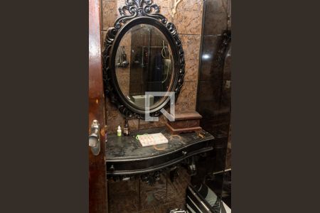 Casa de condomínio à venda com 350m², 3 quartos e 1 vagaBanheiro da Suite