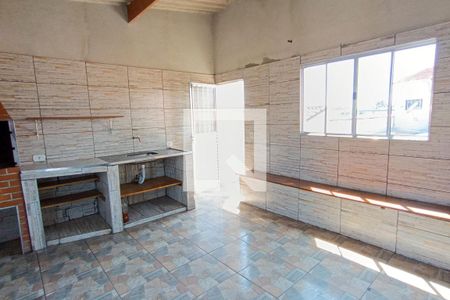 Casa para alugar com 150m², 3 quartos e 2 vagasÁrea comum - Churrasqueira