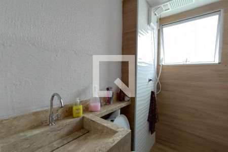 Banheiro Suíte de apartamento à venda com 2 quartos, 47m² em Parque das Cachoeiras, Campinas