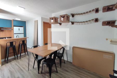Sala de apartamento para alugar com 2 quartos, 47m² em Parque das Cachoeiras, Campinas
