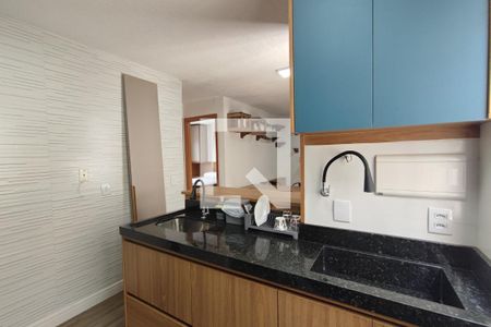 Cozinha e Área de Serviço de apartamento à venda com 2 quartos, 47m² em Parque das Cachoeiras, Campinas