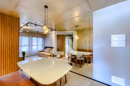 Sala de apartamento para alugar com 2 quartos, 70m² em Vila Regente Feijó, São Paulo