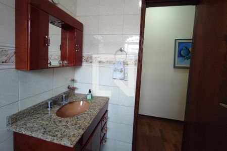 Casa à venda com 150m², 3 quartos e 4 vagasBanheiro Social