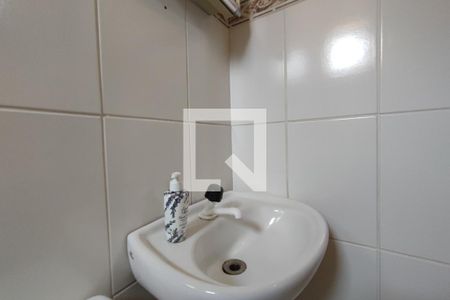 Casa à venda com 150m², 3 quartos e 4 vagasBanheiro Suíte 2