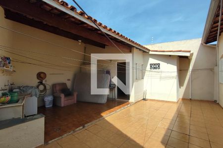 Casa à venda com 150m², 3 quartos e 4 vagasQuintal